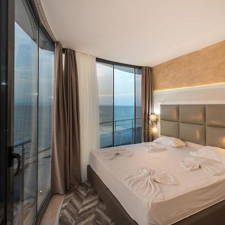 דירות פומורי Sea View Triple S B מראה חיצוני תמונה