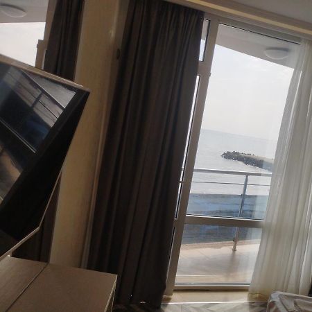 דירות פומורי Sea View Triple S B מראה חיצוני תמונה