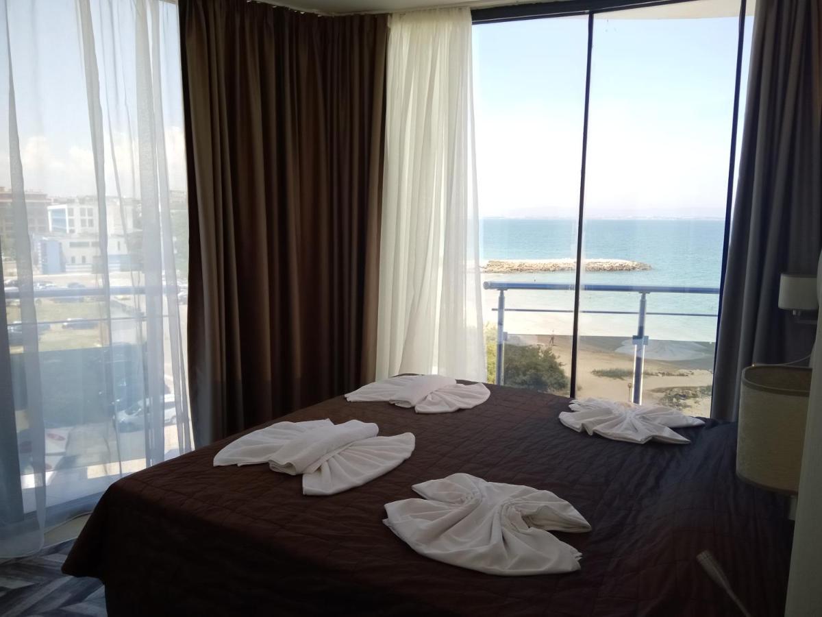 דירות פומורי Sea View Triple S B מראה חיצוני תמונה